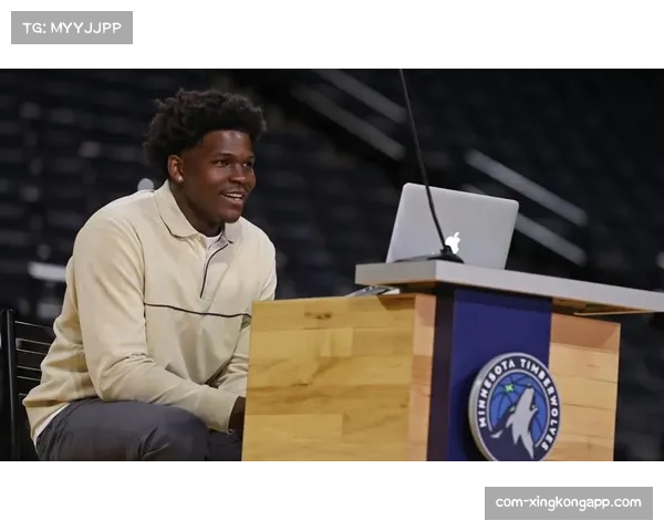 安东尼·爱德华兹以6560万美元总收入进入前十，24岁新星商业价值凸显